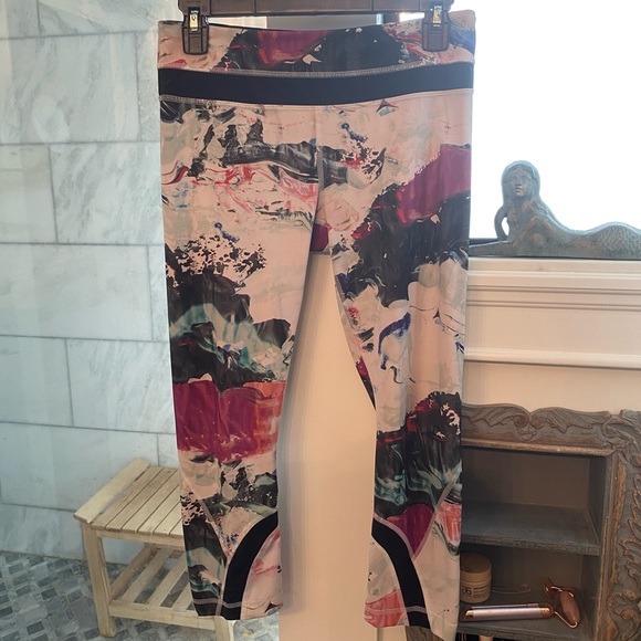 2-piece lululemon outfit - Picture 7 of 9